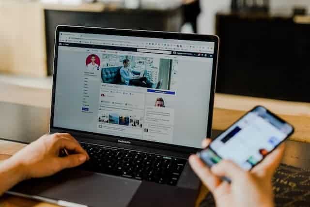 Social Media Manager side hustle