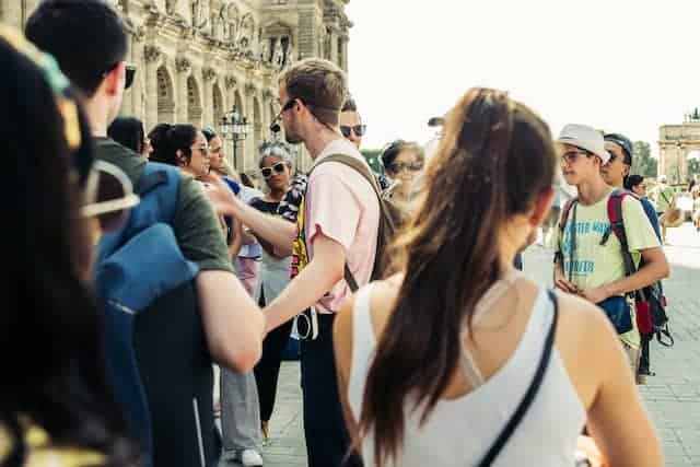 Local Tour Guide